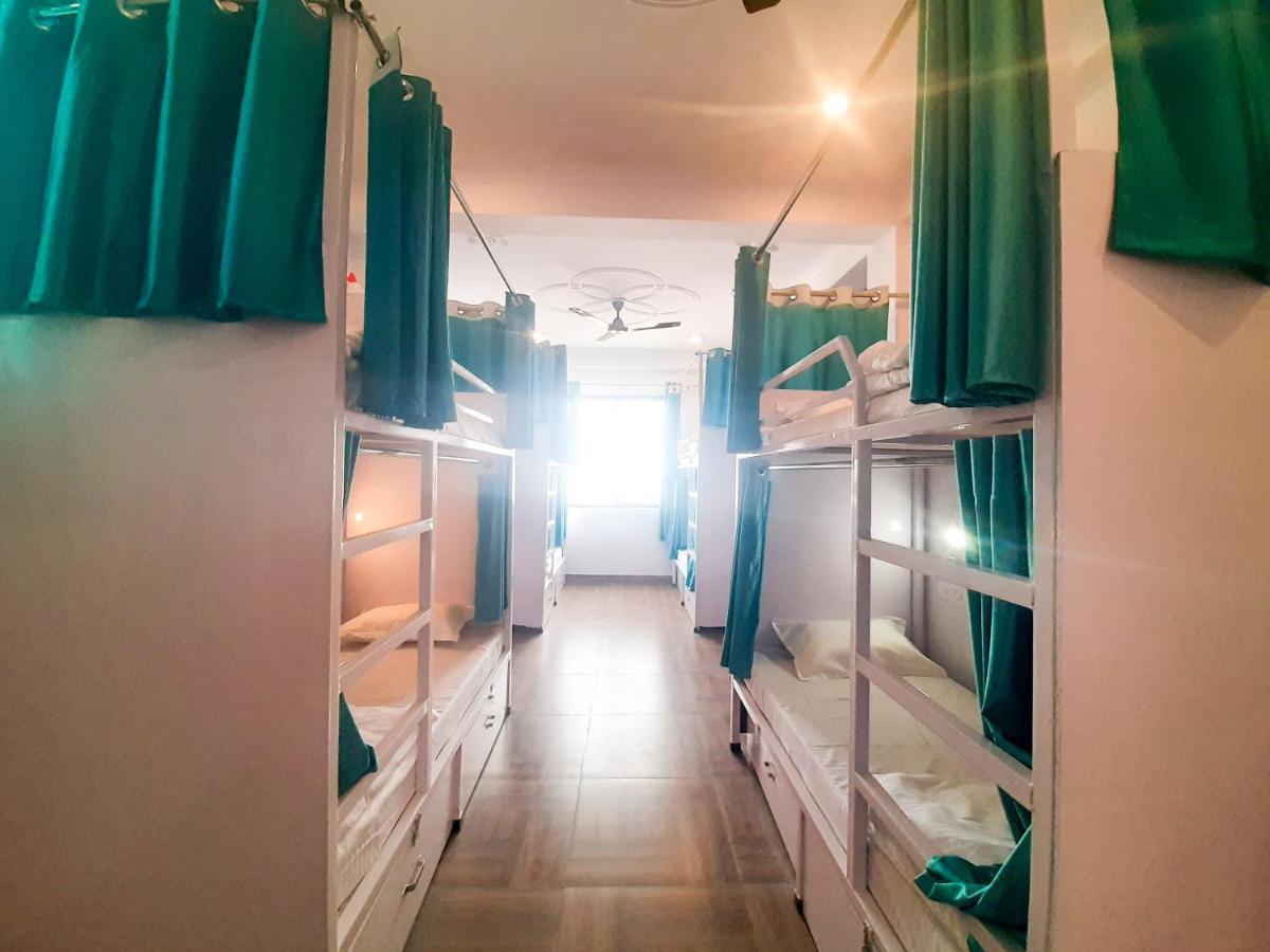 Orchid Hostel Rishīkesh Екстериор снимка