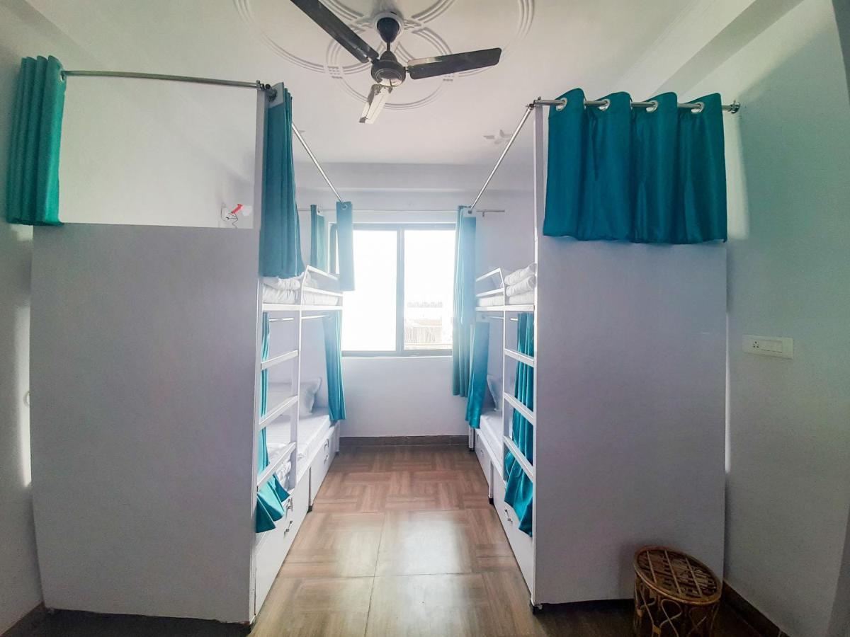 Orchid Hostel Rishīkesh Екстериор снимка