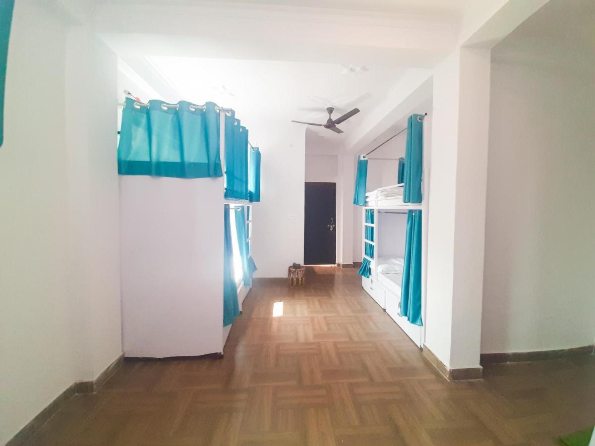 Orchid Hostel Rishīkesh Екстериор снимка