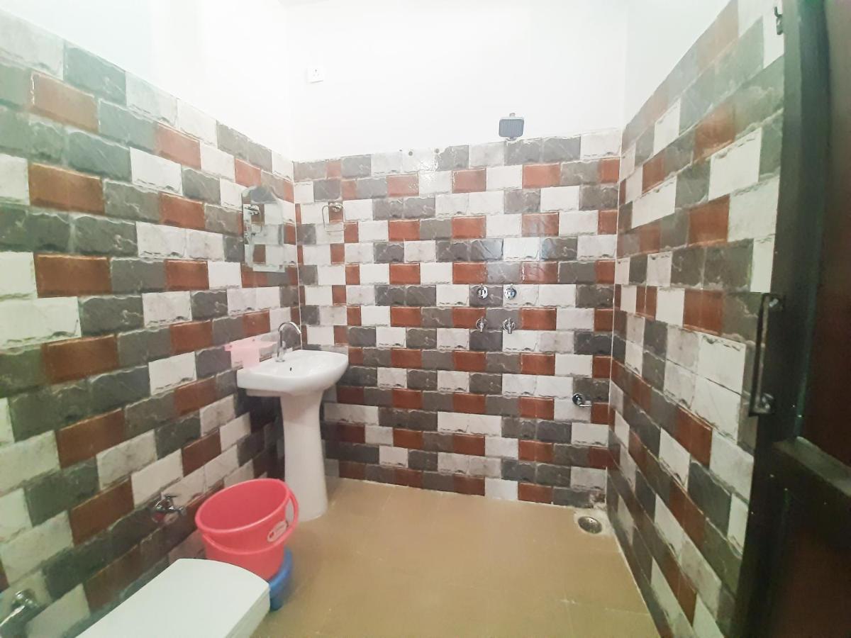 Orchid Hostel Rishīkesh Екстериор снимка